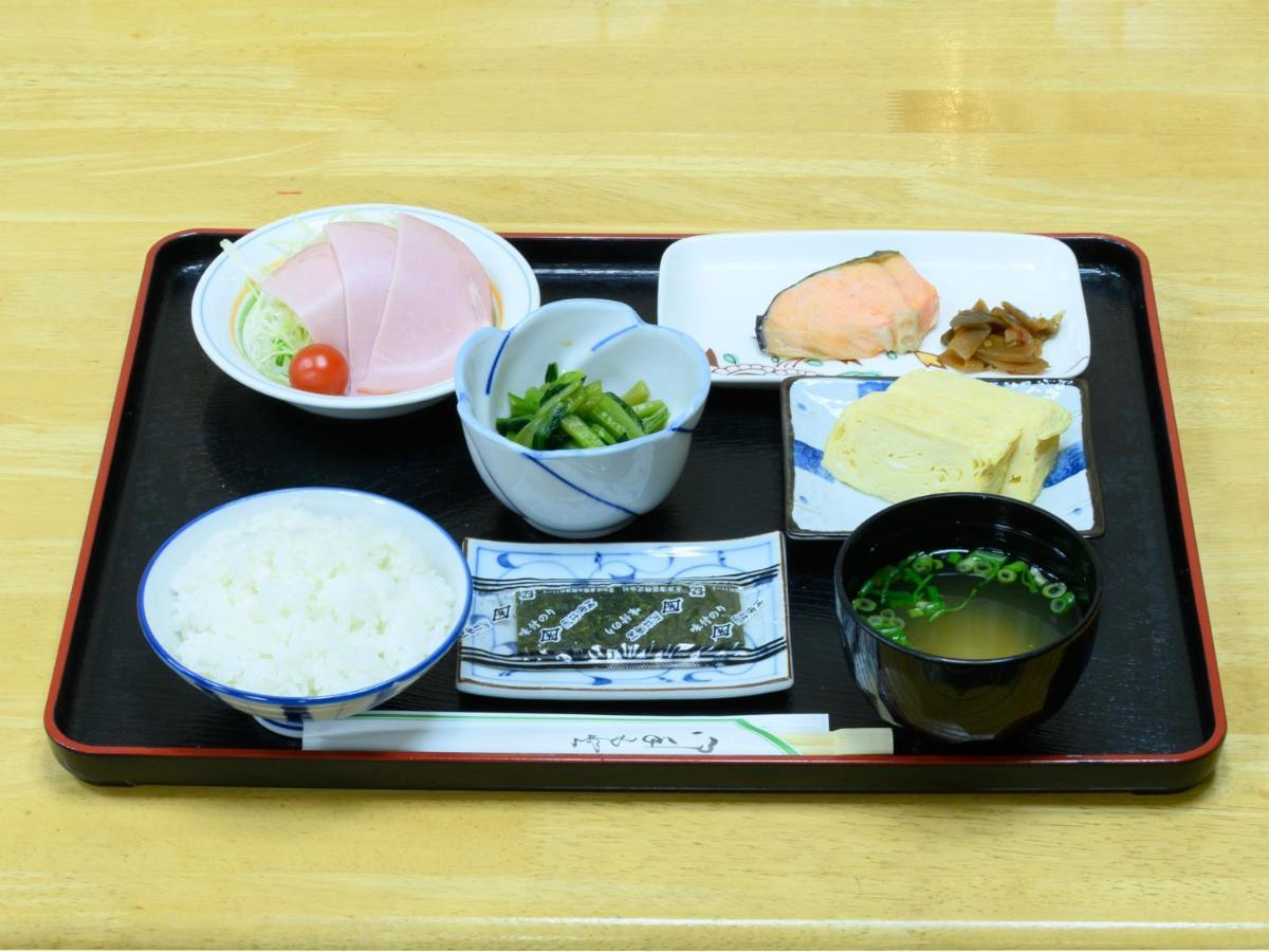 Tabist Business Ryokan Hotel Yukimiso Toyama Bagian luar foto