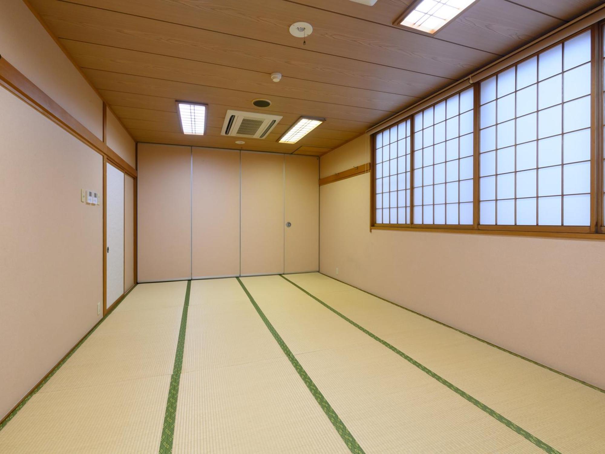 Tabist Business Ryokan Hotel Yukimiso Toyama Bagian luar foto